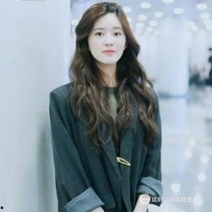 爆料明星赵露思是谁啊视频,赵露思是谁？网友热议的明星新宠  第2张